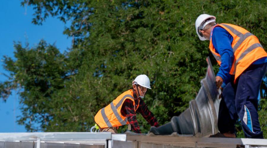 Professional new roof installation services in Farmington, MI